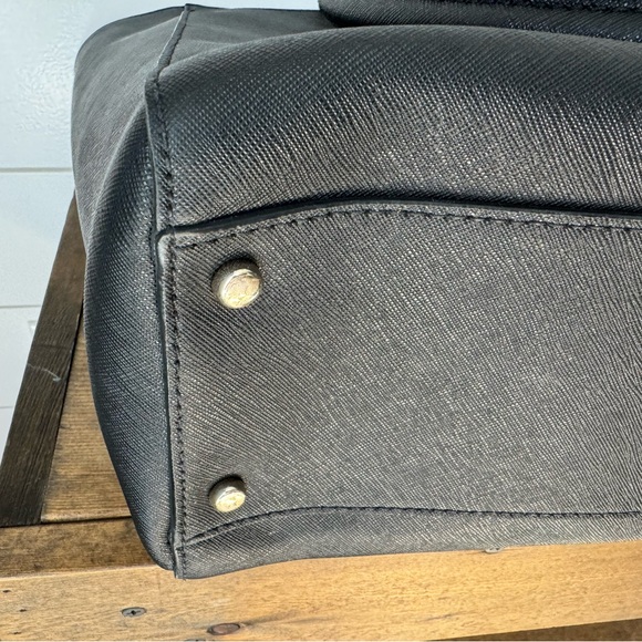 Kate Spade Large Tote - Picture 13 of 14